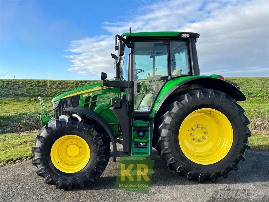 John Deere 6120M الجرارات