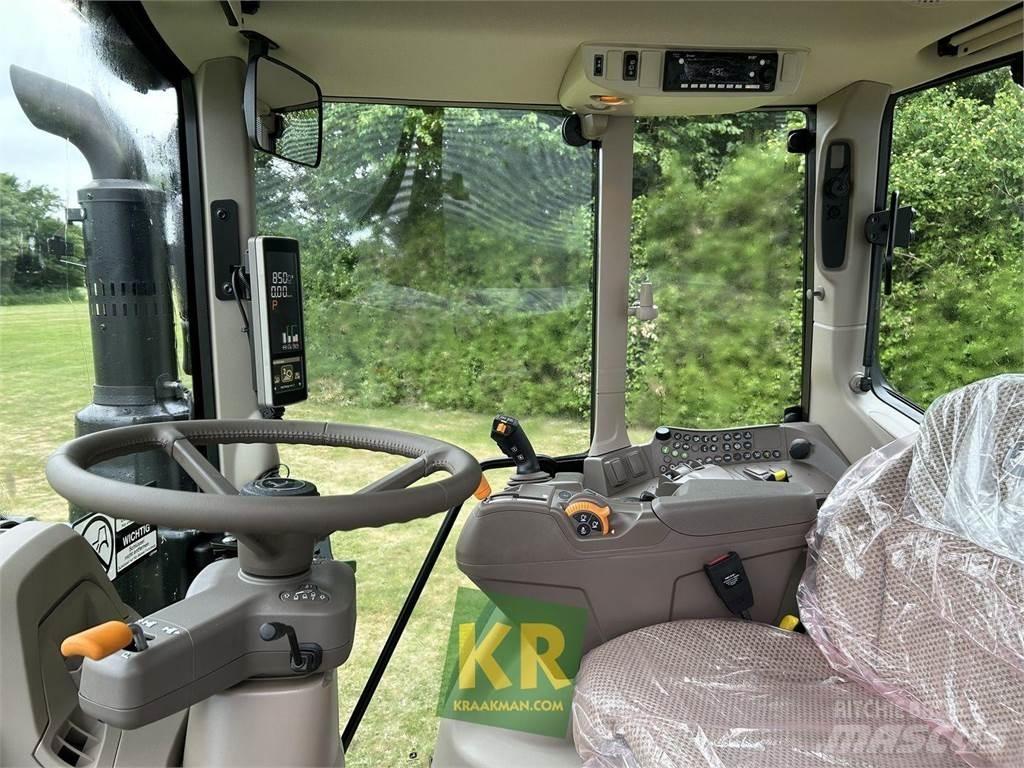 John Deere 6120M الجرارات