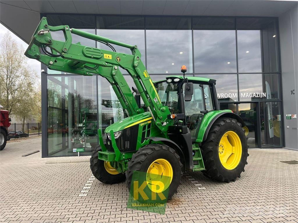 John Deere 6120M الجرارات