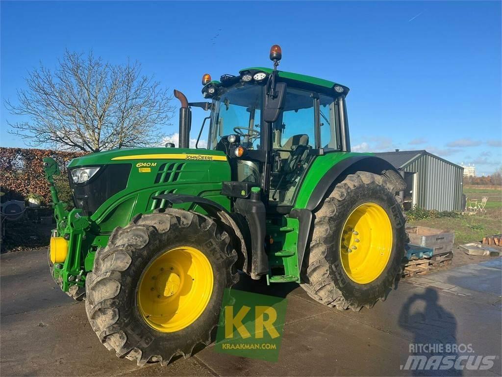 John Deere 6140M الجرارات