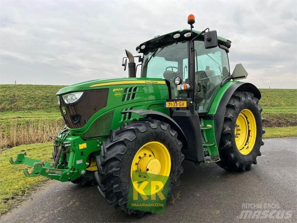 John Deere 6140R الجرارات