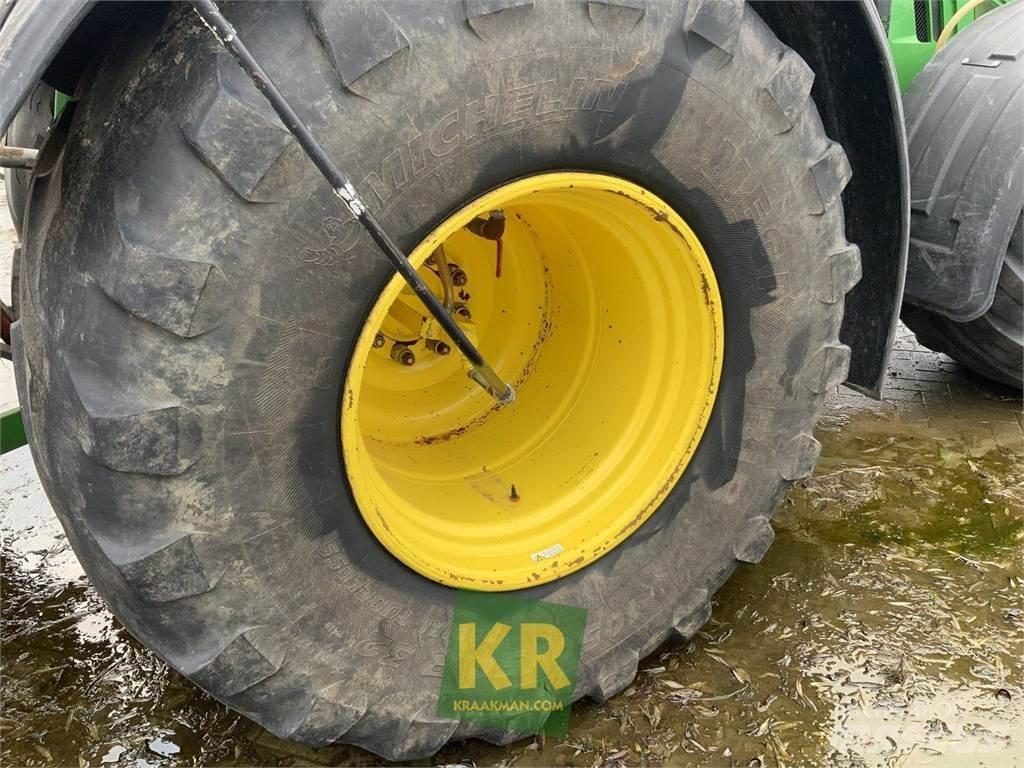 John Deere 6150R الجرارات
