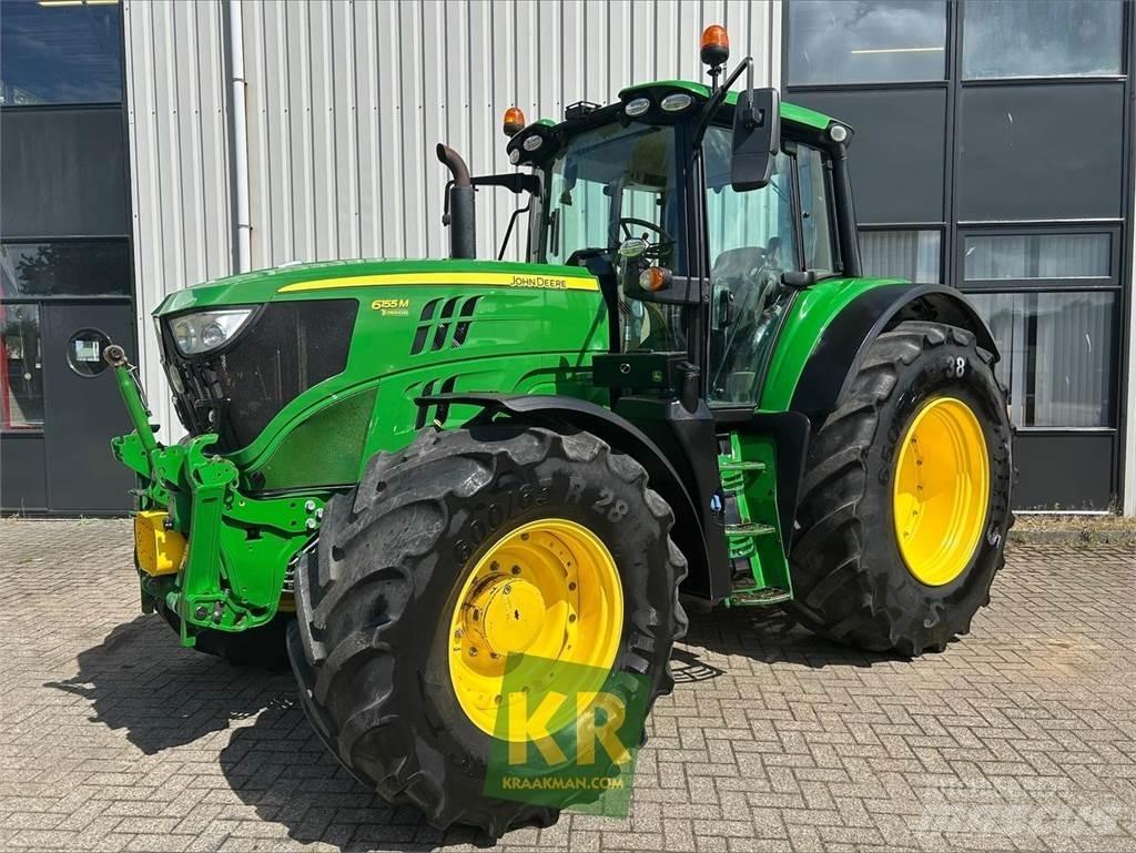 John Deere 6155M الجرارات