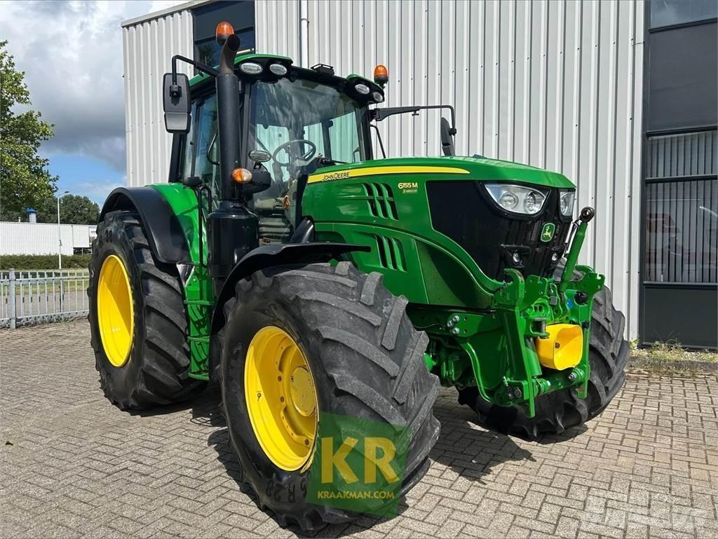 John Deere 6155M الجرارات