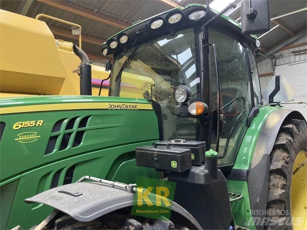 John Deere 6155R الجرارات