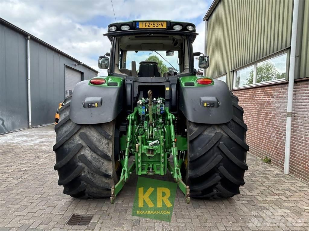 John Deere 6210R الجرارات
