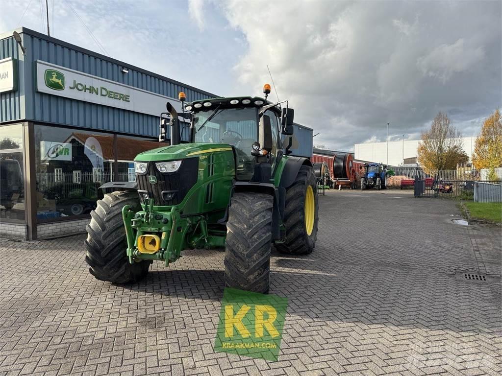 John Deere 6250R الجرارات