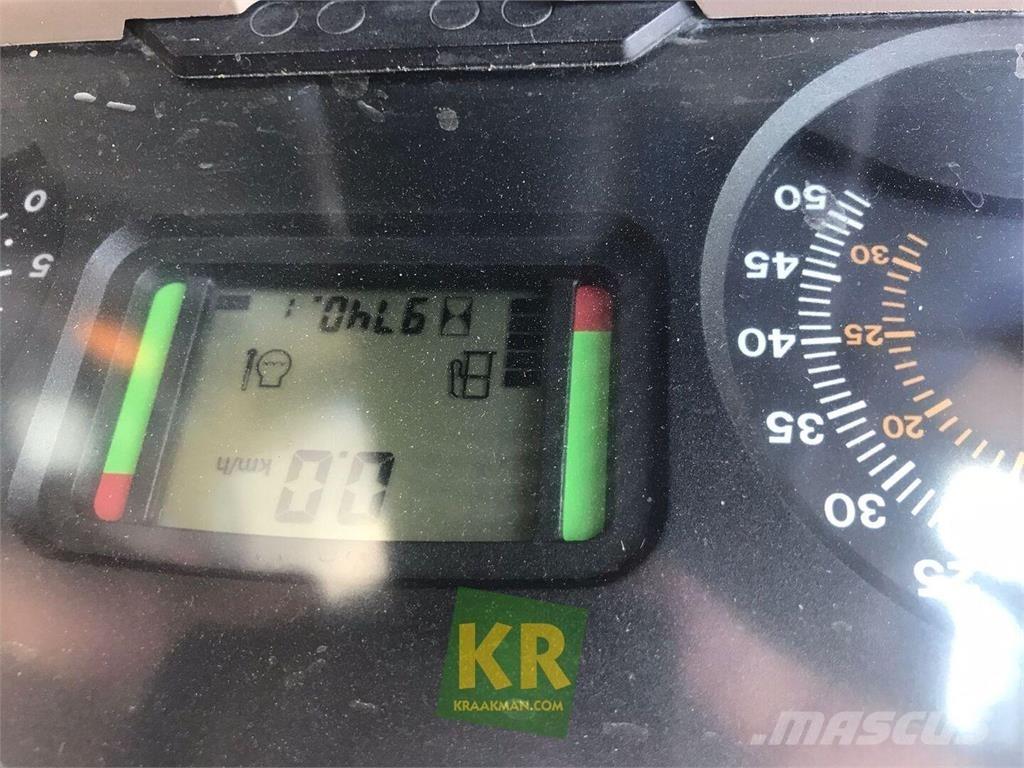 John Deere 6620 الجرارات
