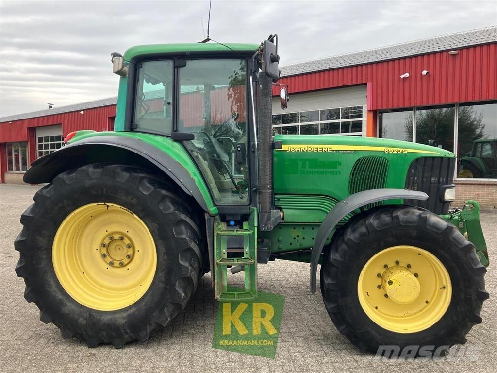 John Deere 6920 الجرارات