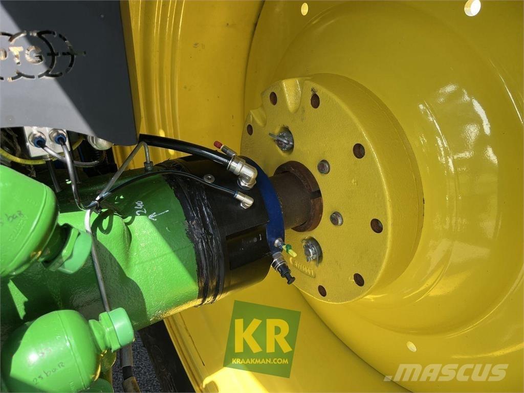 John Deere 6R 185 الجرارات