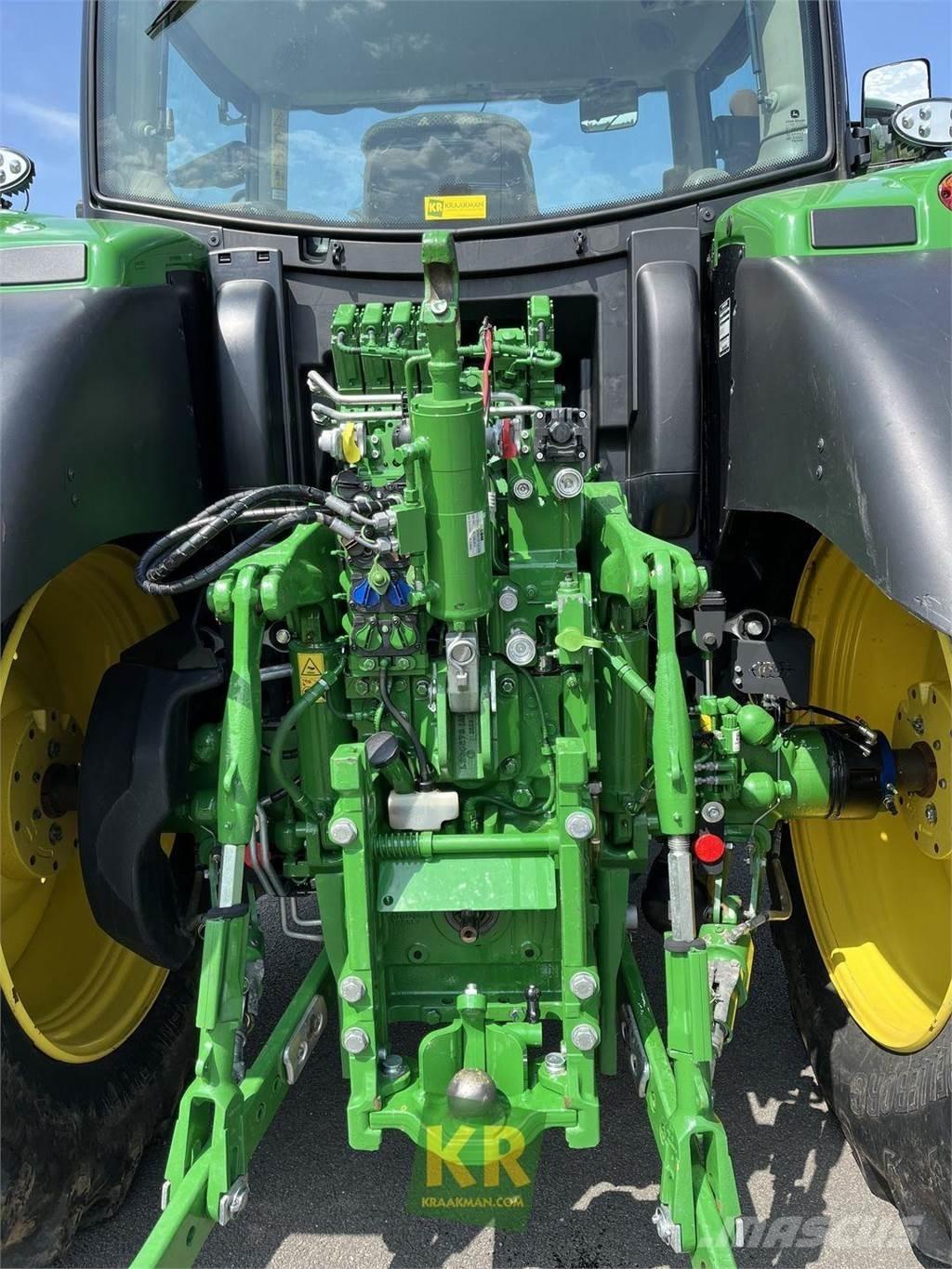 John Deere 6R 185 الجرارات