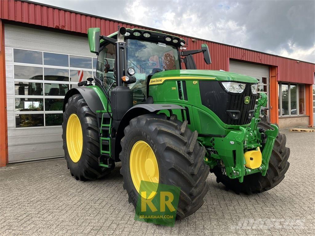 John Deere 6R 230 الجرارات
