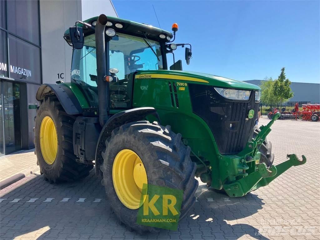 John Deere 7230R الجرارات