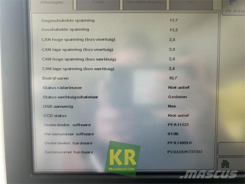 John Deere 8400 حصادات الأعلاف