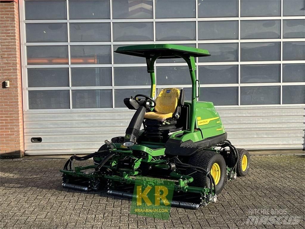 John Deere 8700A محشات الخضر