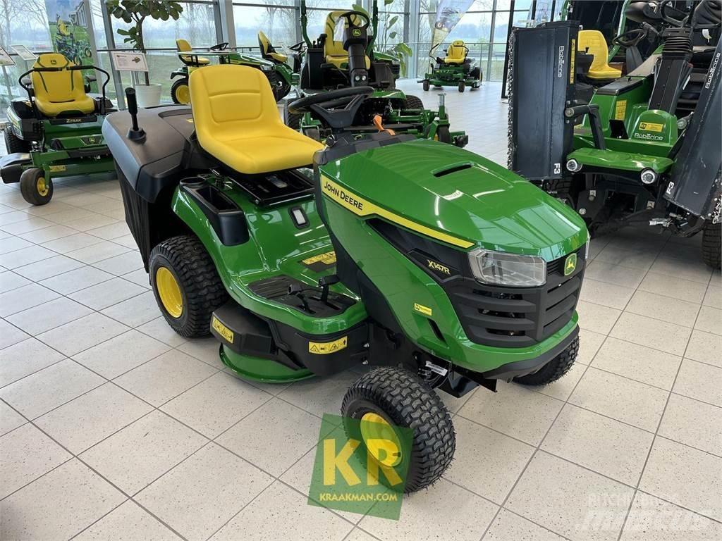 John Deere X147R ركوب الحشائش