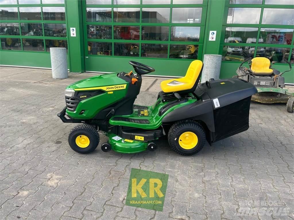 John Deere X167R ركوب الحشائش