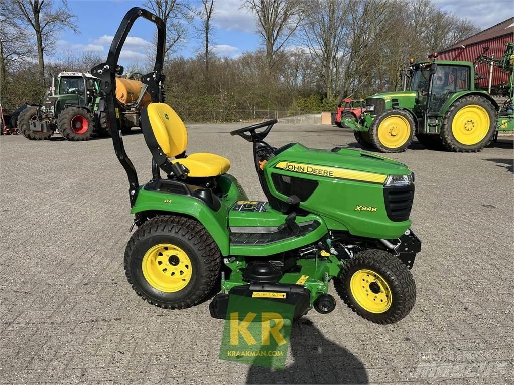 John Deere X948 ركوب الحشائش