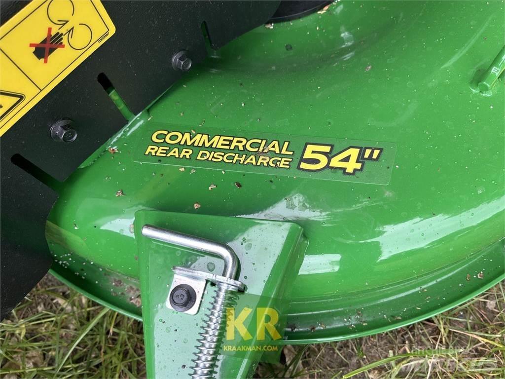 John Deere X950R ركوب الحشائش