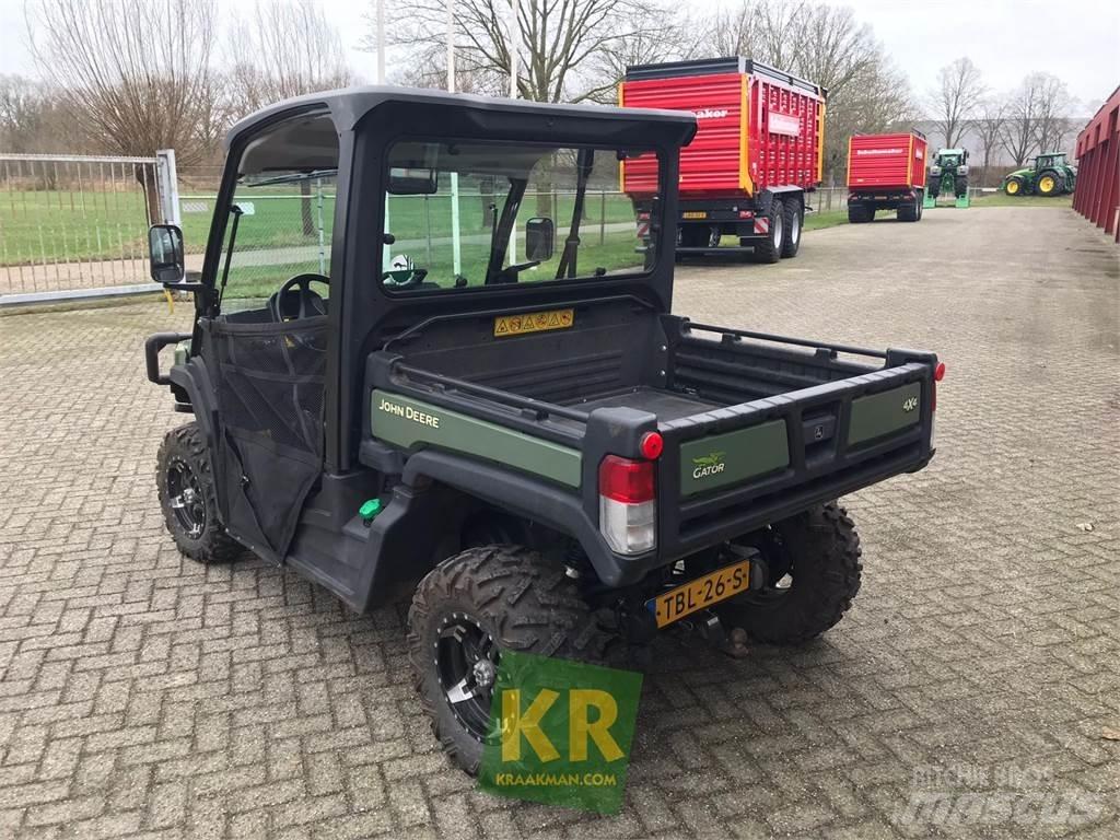 John Deere XUV865M مركبات لجميع التضاريس