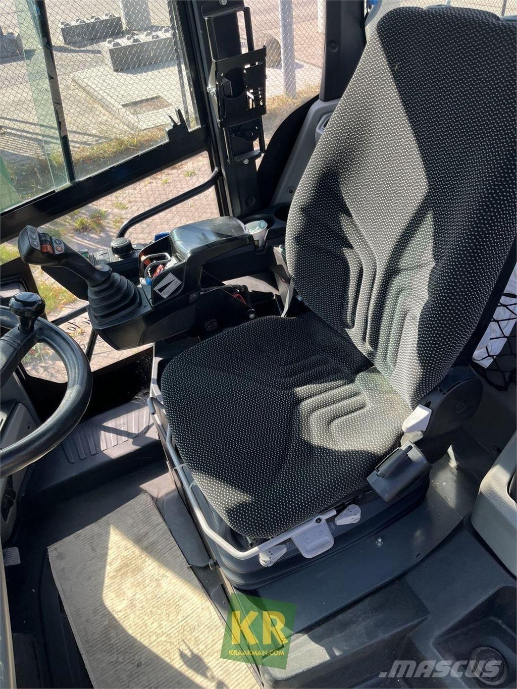 Kramer KL55.8T لوادر بعجل