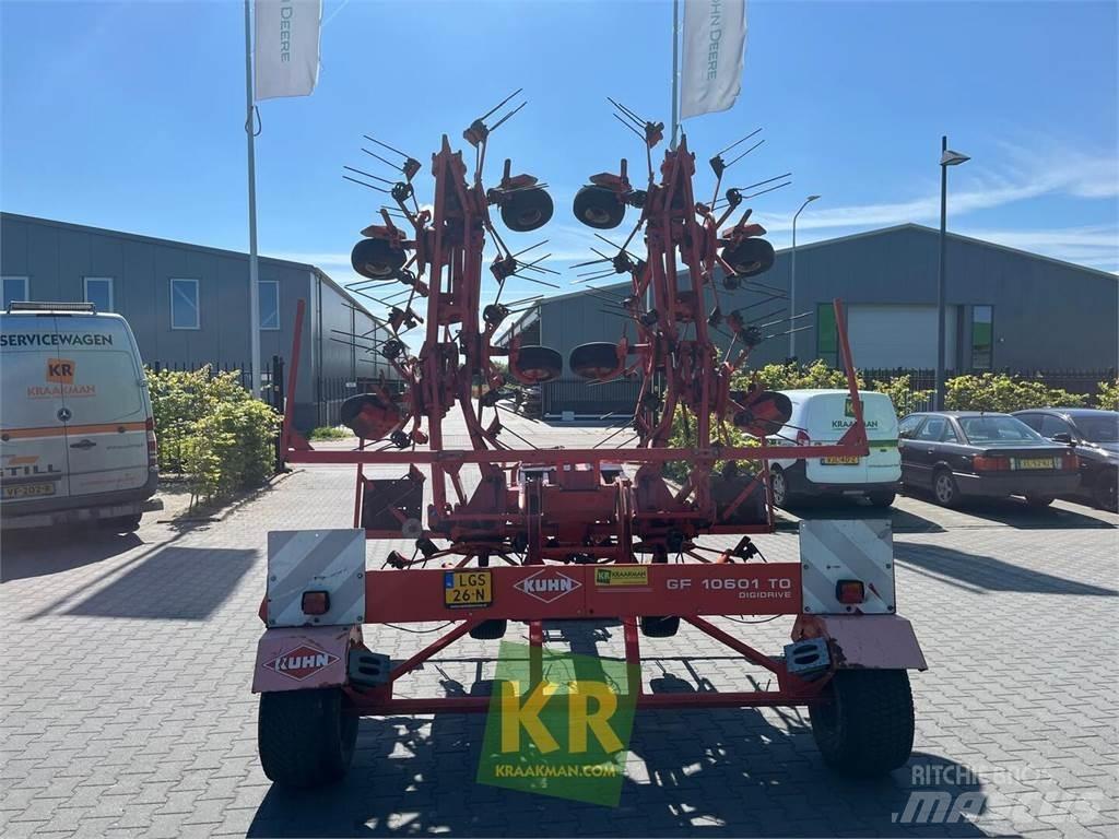 Kuhn GF 10601 مكابس وميبسات التبن