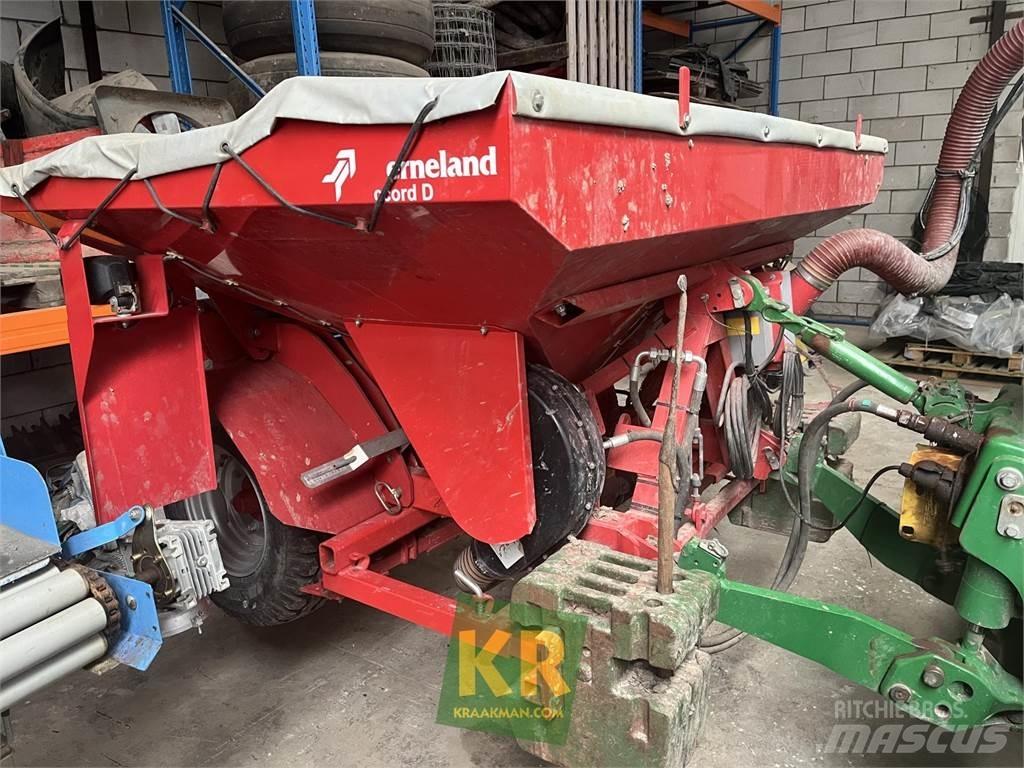 Kverneland DF 1 ماكينات وملحقات تسميد أخرى