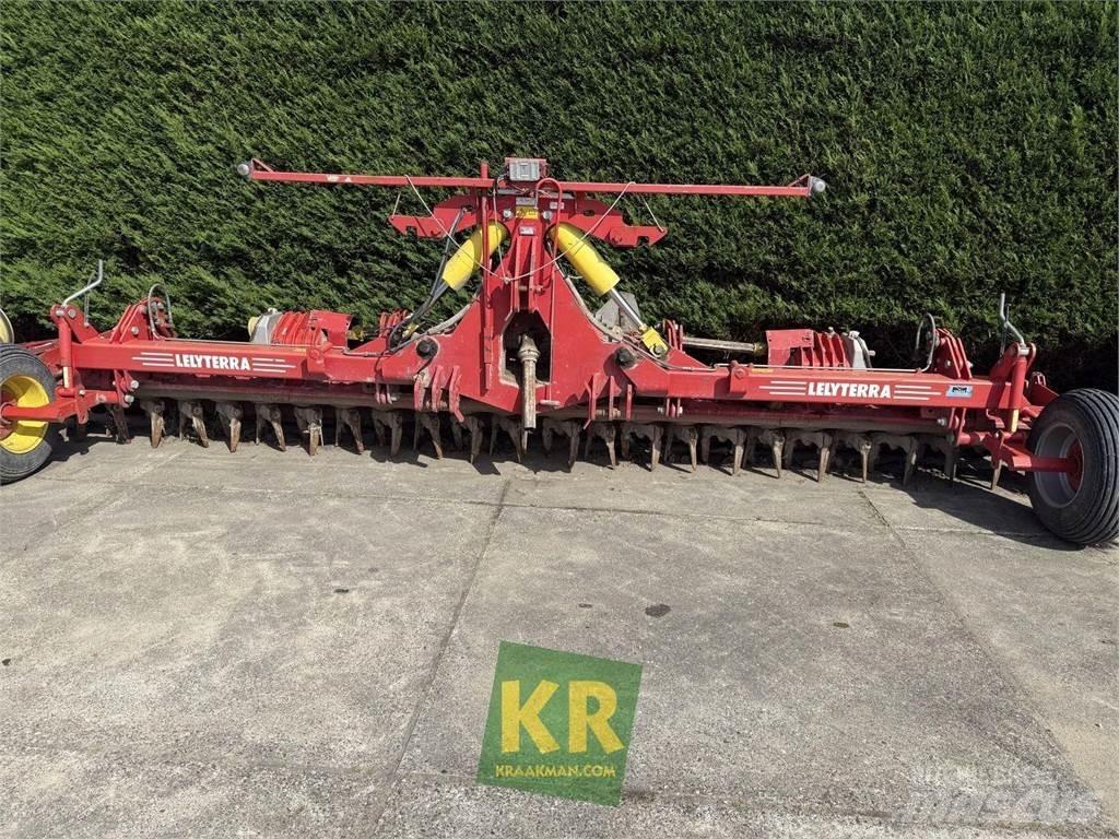 Lely Overig الكاسحات وقلابات التربة ذات المحركات