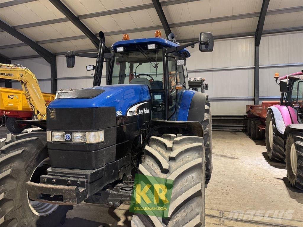 New Holland TM190 الجرارات