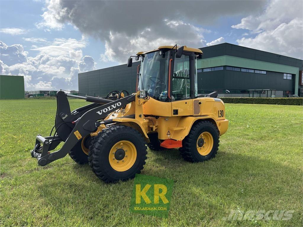 Volvo L30HS لوادر بعجل