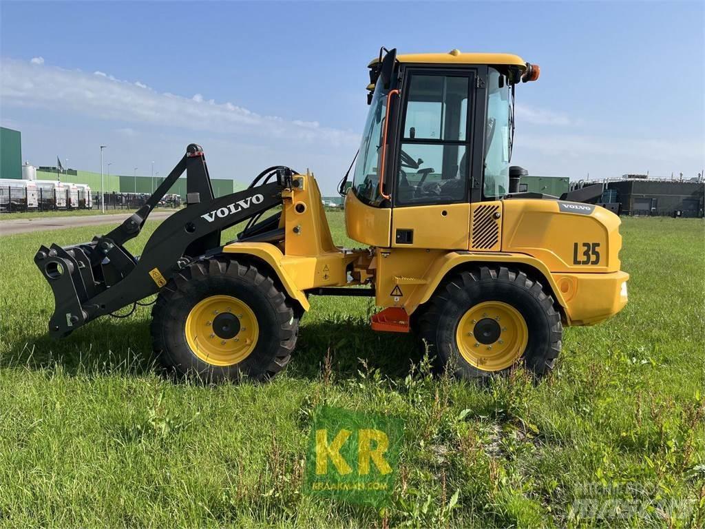 Volvo L35HT لوادر بعجل