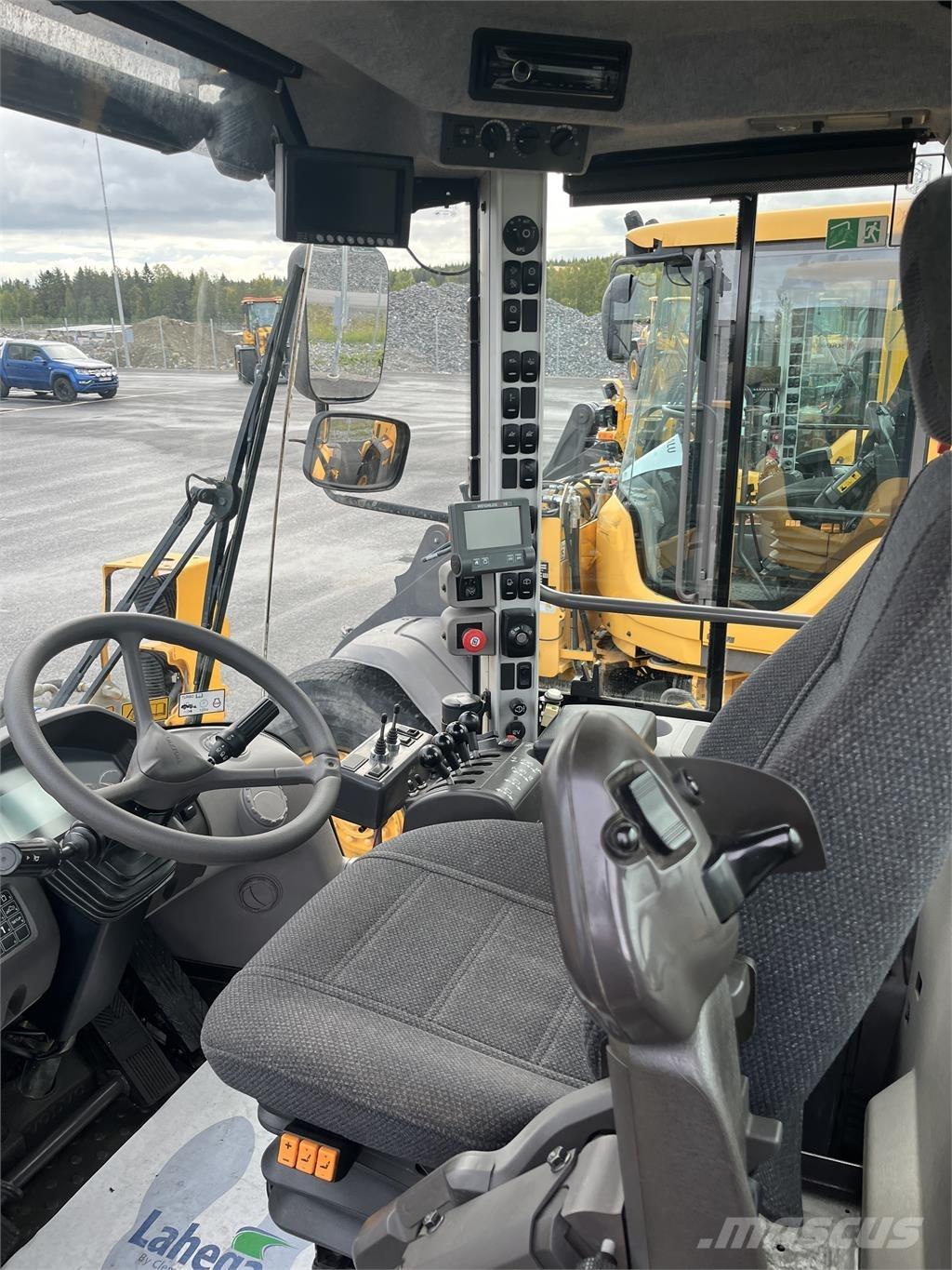 Volvo L60G لوادر بعجل