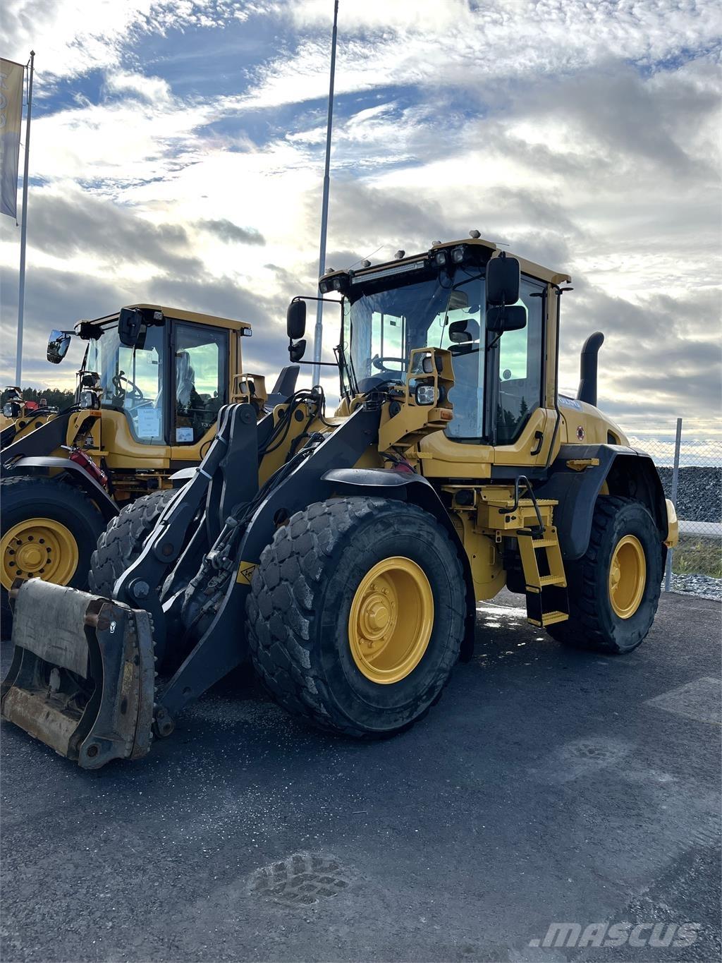 Volvo L60G لوادر بعجل