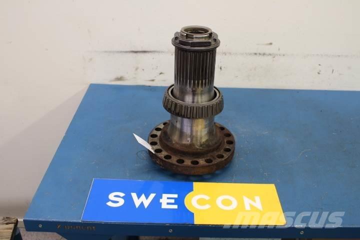 Volvo Hub & nav محور العجلة