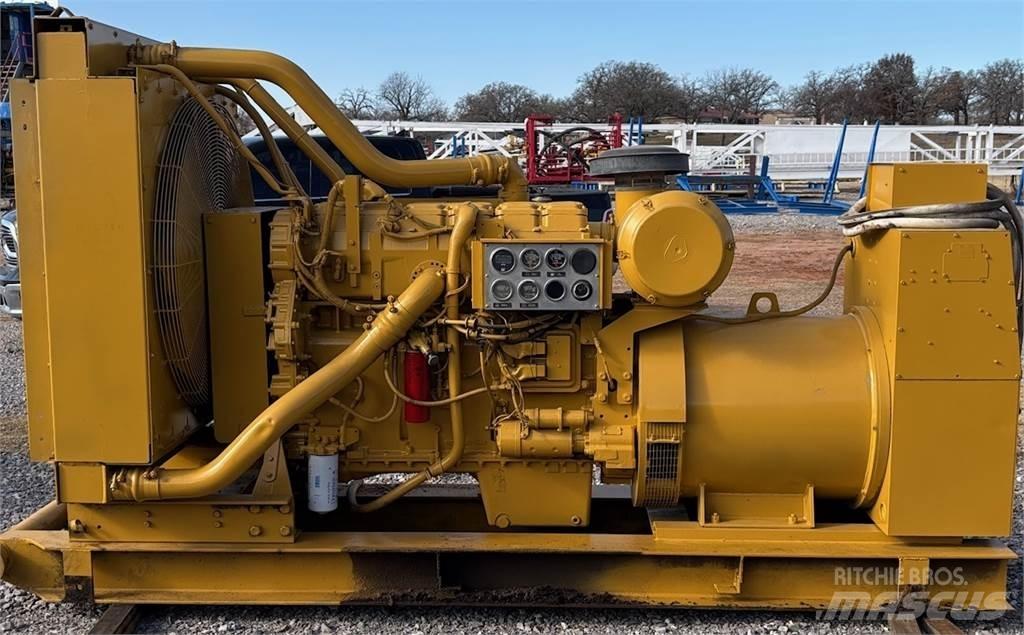 CAT 455kW مولدات ديزل