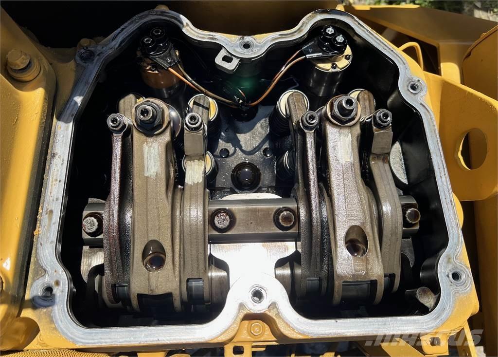 CAT 455kW مولدات ديزل