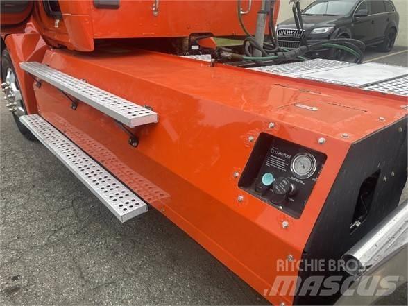 Kenworth T680 وحدات الجر