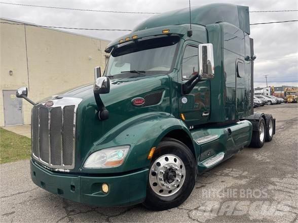 Peterbilt 579 وحدات الجر