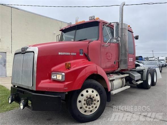 Western Star 4900 وحدات الجر