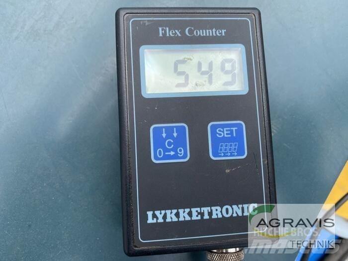  120/3S معدات أخرى لحصاد العلف