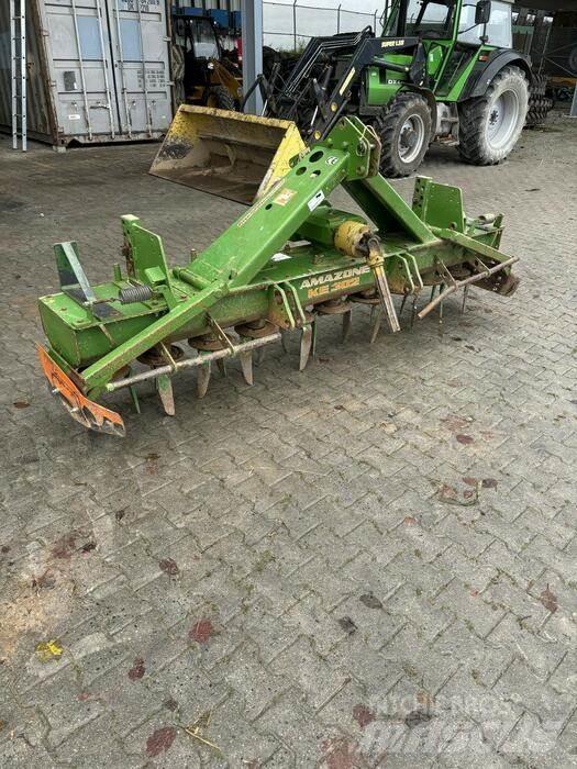 Amazone KE 302 الكاسحات وقلابات التربة ذات المحركات
