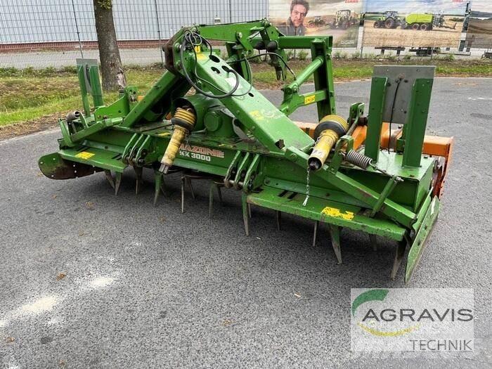 Amazone KX 3000 الكاسحات وقلابات التربة ذات المحركات