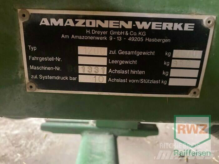 Amazone UF 1200 الرشاشات