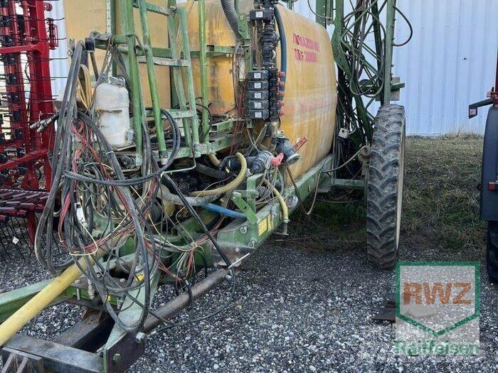 Amazone UG 3000 الرشاشات