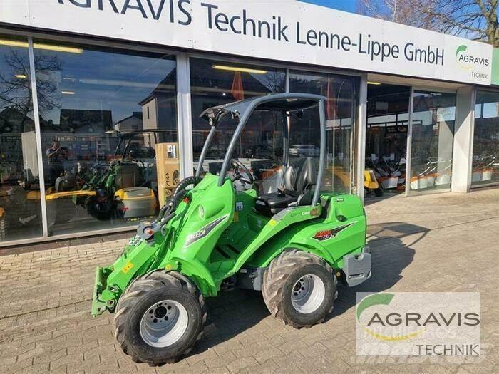 Avant 645I لوادر بعجل