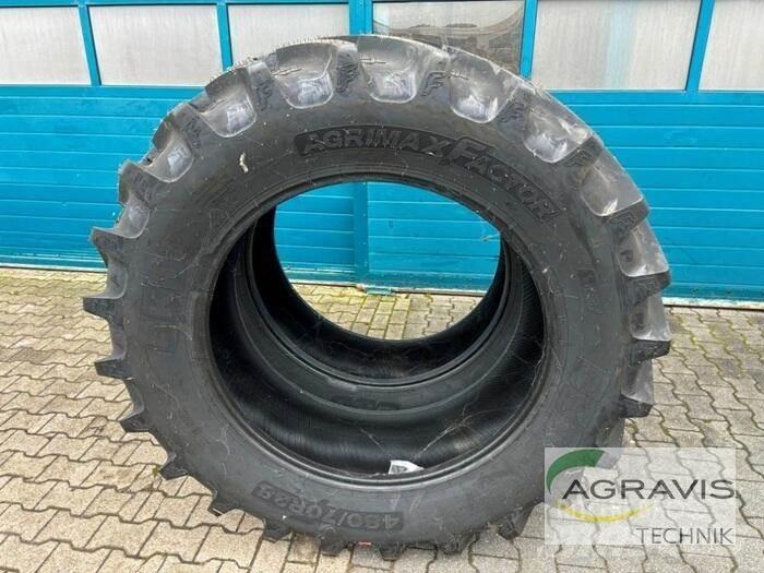 BKT 480/70-R38 الإطارات والعجلات والحافات