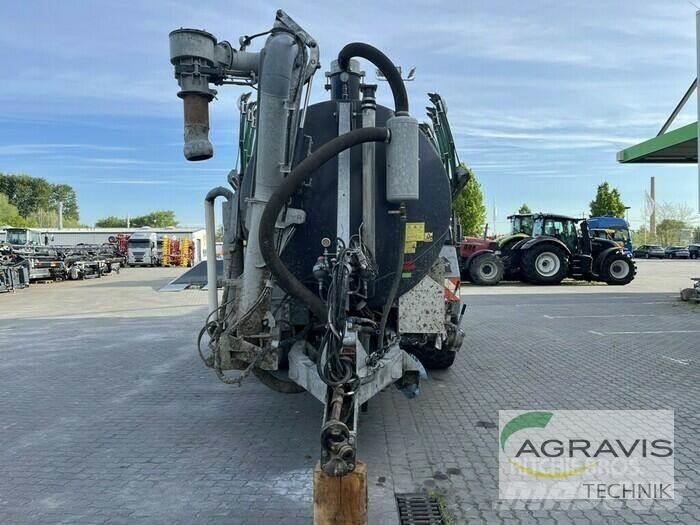 Briri VTTW 19300 معدات توزيع السماد العضوي