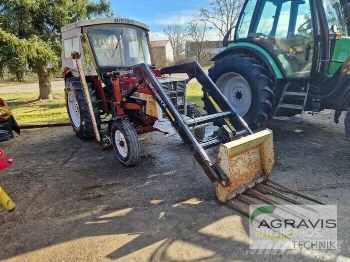 Case IH 453 الجرارات