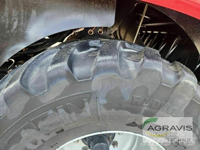 Case IH LB 424 R RL6 محزمات مربعة