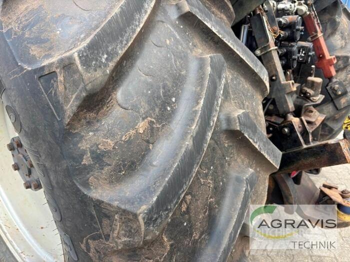 Case IH MAGNUM 225 الجرارات